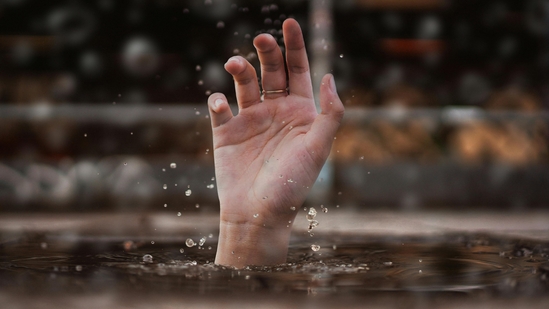 Her colleagues promptly informed a rescue team on the beach, who helped her escape from the water and administered CPR to er. However, she passed away before reaching the hospital.(Representative image/ Pexel) Her colleagues promptly informed a rescue team on the beach, who helped her escape from the water and administered CPR to er. However, she passed away before reaching the hospital.(Representative image/ Pexel)