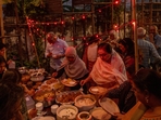 A potluck Roza Iftar underway at Sanatkada in Lucknow A potluck Roza Iftar underway at Sanatkada in Lucknow