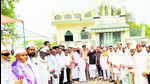 Villagers organised an iftar party at Mecca Mosque. Maharashtra Anti-Terrorism Squad (ATS) team arrived in Beed district late Sunday to investigate possible terrorist angle in the recent mosque blast case. (HT) Villagers organised an iftar party at Mecca Mosque. Maharashtra Anti-Terrorism Squad (ATS) team arrived in Beed district late Sunday to investigate possible terrorist angle in the recent mosque blast case. (HT)