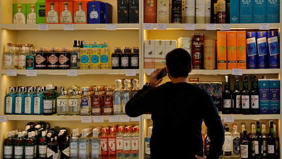 The Madhya Pradesh government, on January 25, had announced the new excise policy, which includes the imposition of a complete ban on the sale and purchase of liquor in 19 religious places across the state.(Representative image/REUTERS)