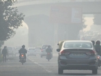 Smog and pollution on Mayur Vihar Road near Akshardham temple in New Delhi. (Raj K Raj/HT PHOTO) Smog and pollution on Mayur Vihar Road near Akshardham temple in New Delhi. (Raj K Raj/HT PHOTO)