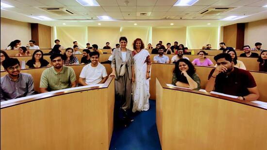Atika Chohan and author (standing centre L to R) with students Atika Chohan and author (standing centre L to R) with students