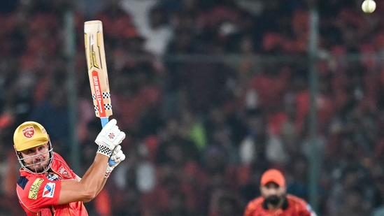 Sunrisers Hyderabad earlier seemed to be doing a relatively good job in the death overs of the Punjab Kings' innings but it was all undone quite spectacularly by Marcus Stoinis as he tonked four sixes off the last four balls of the 20th over bowled by Mohammed Shami. Punjab Kings finished with a score of 245/6 in 20 overs. (AFP)