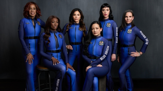All-female Blue Origin flight donned in their new space suits All-female Blue Origin flight donned in their new space suits
