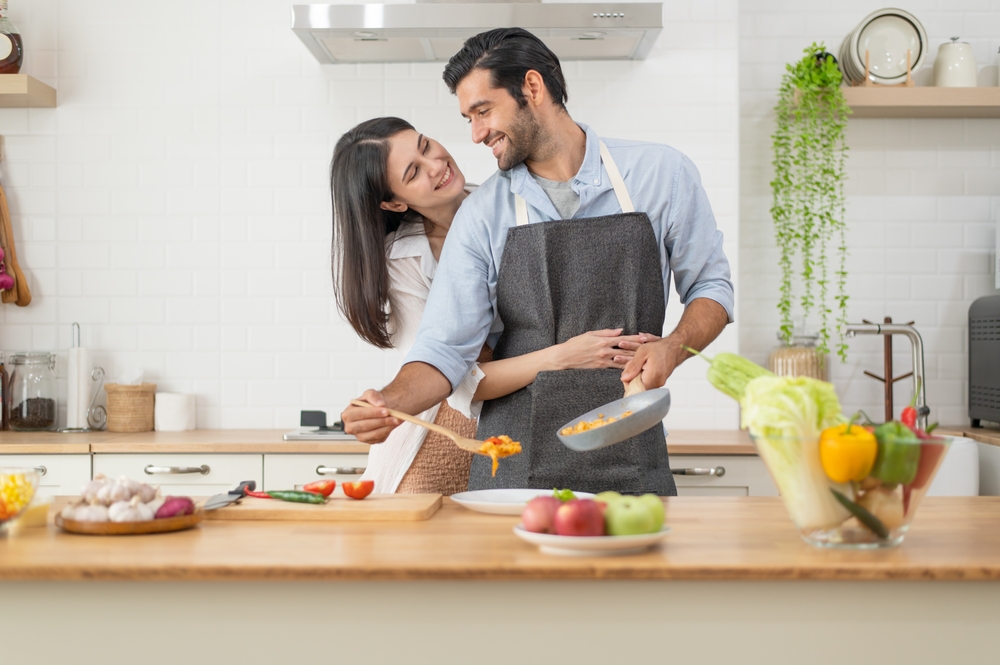 When you start to spend more time with each other, consider your talking stage is nearing to an end.(Shutterstock) When you start to spend more time with each other, consider your talking stage is nearing to an end.(Shutterstock)