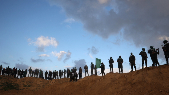 A Depleted Hamas Is So Low on Cash That It Can’t Pay Its Fighters A Depleted Hamas Is So Low on Cash That It Can’t Pay Its Fighters