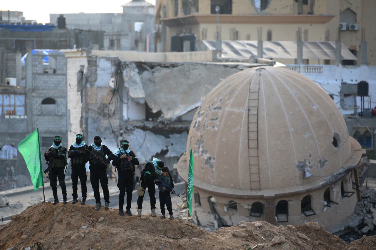 A Depleted Hamas Is So Low on Cash That It Can’t Pay Its Fighters A Depleted Hamas Is So Low on Cash That It Can’t Pay Its Fighters