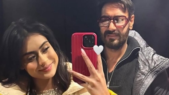 Ajay Devgn wished daughter Nysa on her birthday. Ajay Devgn wished daughter Nysa on her birthday.