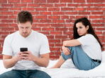 Micro-cheating, a subtle betrayal in relationships, often involves emotional investments crossing boundaries. (Freepik) Micro-cheating, a subtle betrayal in relationships, often involves emotional investments crossing boundaries. (Freepik)