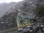 Himachal Pradesh: Vehicle ply on roads amid rains in Shimla.(PTI photo) Himachal Pradesh: Vehicle ply on roads amid rains in Shimla.(PTI photo)