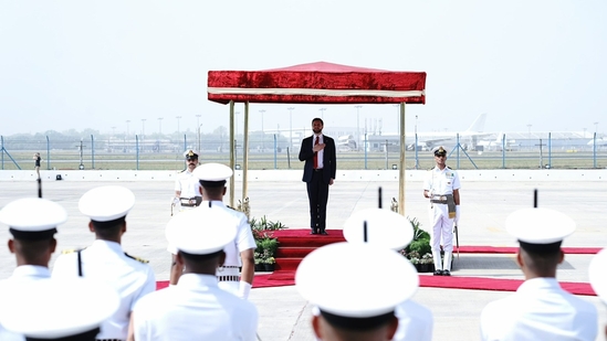 US Vice President JD Vance received ceremonial Guard of Honour upon arriving in Delhi. (HT Photo)