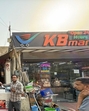 The GMDA has warned restaurant owners to remove generators and relocate their roadside kitchens within a week or face further action. (Parveen Kumar/HT Photo) The GMDA has warned restaurant owners to remove generators and relocate their roadside kitchens within a week or face further action. (Parveen Kumar/HT Photo)