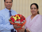 Prof Archana Shukla welcoming Prof MP Gupta. Prof Archana Shukla welcoming Prof MP Gupta.