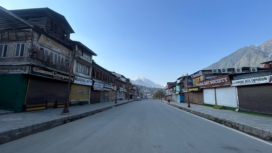  A view of main market in Pahalgam after the deadly terrorist attack that killed 26 tourists mostly Indians.(Waseem Andrabi/Hindustan Times) A view of main market in Pahalgam after the deadly terrorist attack that killed 26 tourists mostly Indians.(Waseem Andrabi/Hindustan Times)