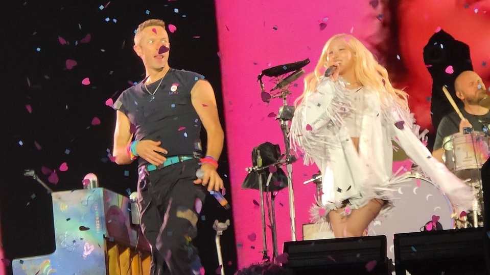 Coldplay x Rosé Coldplay x Rosé