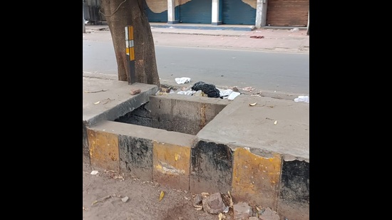 A drain without a cover (HT Photo) A drain without a cover (HT Photo)