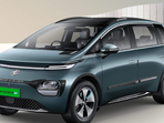 MG Windsor EV will soon receive a long-range variant, which will be powered by a 50.6 kWh battery pack and promise up to 460 km range on a full charge. MG Windsor EV will soon receive a long-range variant, which will be powered by a 50.6 kWh battery pack and promise up to 460 km range on a full charge.