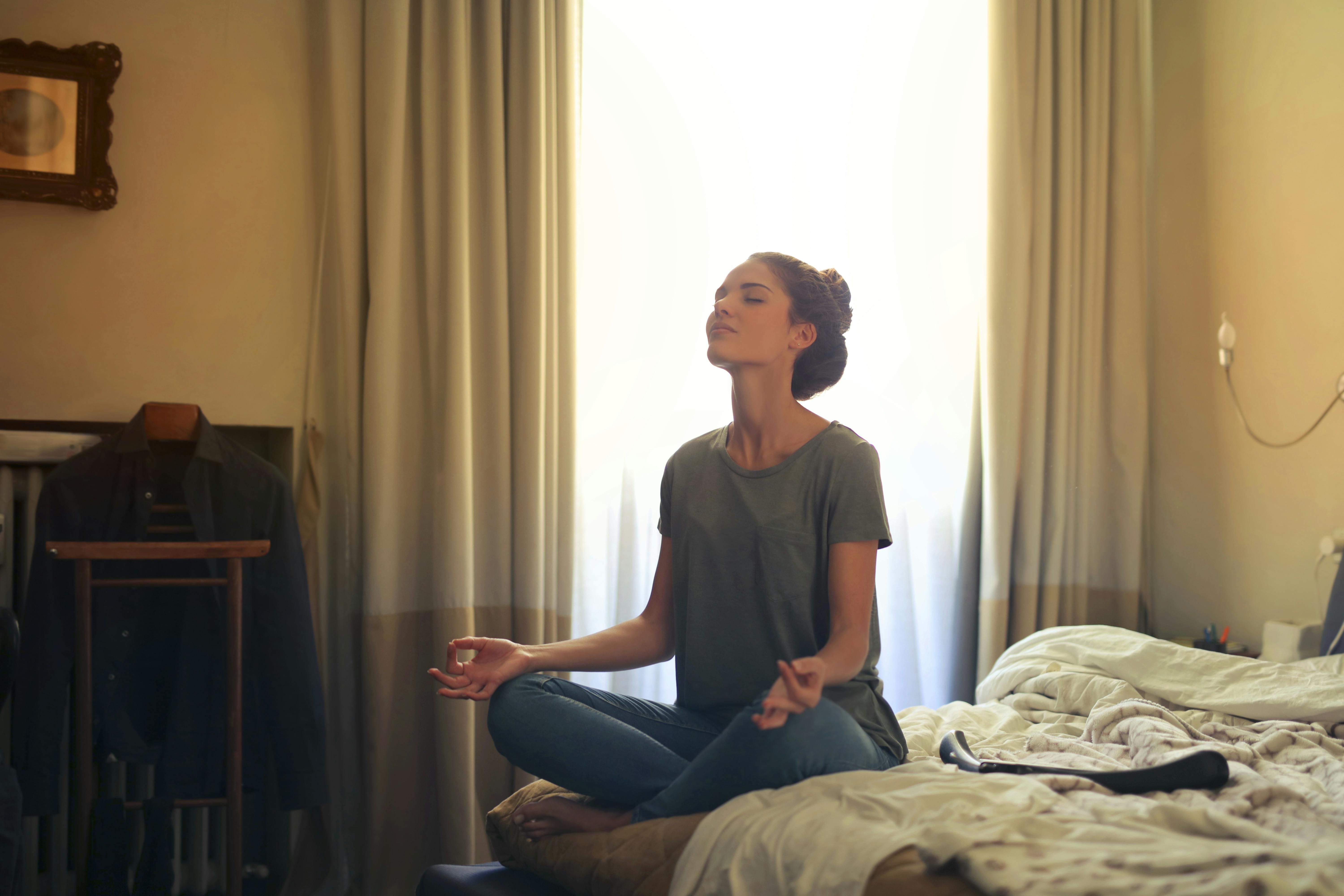 Connecting to the present moment through mindfulness practices is a powerful way to pause and feel grounded. (pexels) Connecting to the present moment through mindfulness practices is a powerful way to pause and feel grounded. (pexels)