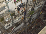 Central Kolkata hotel fire: Fire fighters used hydraulic ladders to rescue those who assembled in the balconies.(PTI) Central Kolkata hotel fire: Fire fighters used hydraulic ladders to rescue those who assembled in the balconies.(PTI)