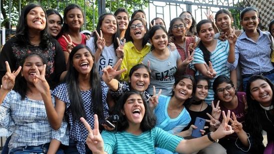 TS SSC 10th Result 2025: 92.78% have passed BSE Telangana Class 10. Girls surpassed boys by close to 3%, (Representative image/Diwakar Prasad/ HT file)