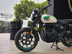 The 2025 Royal Enfield Hunter 350 arrives with new colours, more features, and a much-needed updated rear suspension The 2025 Royal Enfield Hunter 350 arrives with new colours, more features, and a much-needed updated rear suspension