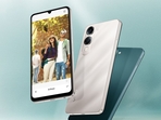 Vivo Y19 5G is launched in India and is available in two colour options - Titanium Silver and Majestic Green.(Vivo) Vivo Y19 5G is launched in India and is available in two colour options - Titanium Silver and Majestic Green.(Vivo)