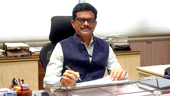 Senior IAS officer N Saravana Kumar on May 1 took charge as the vice chairman of the Delhi Development Authority (DDA), the agency said in a statement.