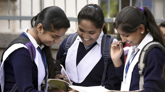 Karnataka SSLC Result 2025 Date: KSEAB Class 10th exam results will be announced on May 2, Know the website to check. (Sonu Mehta/HT file) Karnataka SSLC Result 2025 Date: KSEAB Class 10th exam results will be announced on May 2, Know the website to check. (Sonu Mehta/HT file)