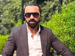 Some video clips of “House Arrest” being circulated on social media allegedly show Khan forcing contestants, including women, to perform intimate situations.(X/@imajazkhan) Some video clips of “House Arrest” being circulated on social media allegedly show Khan forcing contestants, including women, to perform intimate situations.(X/@imajazkhan)