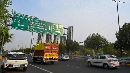 The authority has already issued a tender for the work, and interested companies can apply by May 15. The safety work will begin near Sector-14A and cover the rest of the expressway. (Sunil Ghosh/HT Photo) The authority has already issued a tender for the work, and interested companies can apply by May 15. The safety work will begin near Sector-14A and cover the rest of the expressway. (Sunil Ghosh/HT Photo)