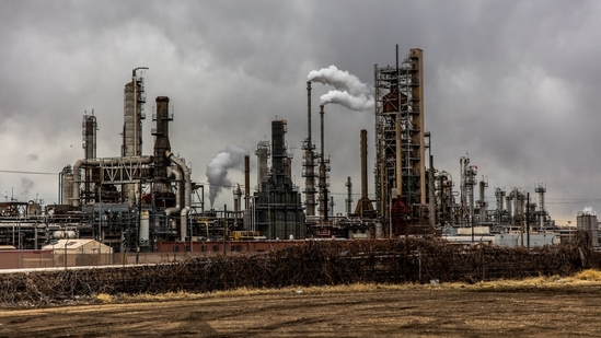 Emissions (Representational image) (Unsplash) Emissions (Representational image) (Unsplash)