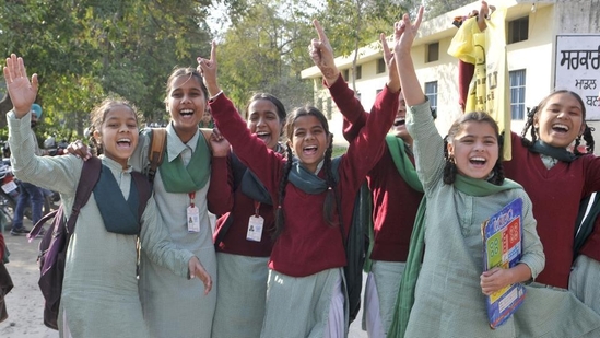 MP Board Result 2025 Date: MPBSE Class 10th, 12th results releasing on May 6, know websites to check. (Ht file) MP Board Result 2025 Date: MPBSE Class 10th, 12th results releasing on May 6, know websites to check. (Ht file)