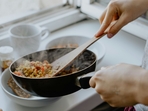 A Florida woman says the smell of Indian food is pervading her apartment(Representational image) A Florida woman says the smell of Indian food is pervading her apartment(Representational image)
