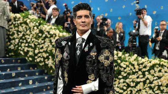 NEW YORK, NEW YORK - MAY 05: Manish Malhotra attends the 2025 Met Gala Celebrating "Superfine: Tailoring Black Style" at Metropolitan Museum of Art on May 05, 2025 in New York City. Dia Dipasupil/Getty Images/AFP (Photo by Dia Dipasupil / GETTY IMAGES NORTH AMERICA / Getty Images via AFP)(Getty Images via AFP) NEW YORK, NEW YORK - MAY 05: Manish Malhotra attends the 2025 Met Gala Celebrating "Superfine: Tailoring Black Style" at Metropolitan Museum of Art on May 05, 2025 in New York City. Dia Dipasupil/Getty Images/AFP (Photo by Dia Dipasupil / GETTY IMAGES NORTH AMERICA / Getty Images via AFP)(Getty Images via AFP)