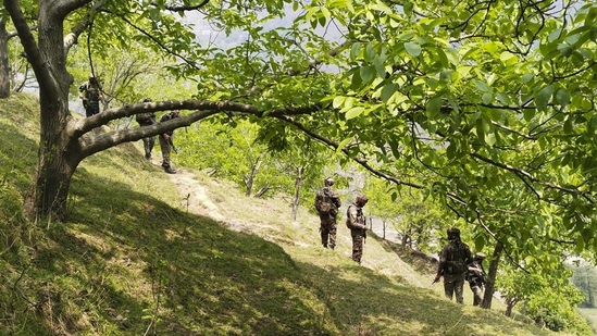 Security personnel keep vigil after a brief exchange of fire took place between terrorists and security forces in Lasana village of Surankote.(PTI FILE ) Security personnel keep vigil after a brief exchange of fire took place between terrorists and security forces in Lasana village of Surankote.(PTI FILE )