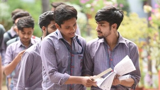 10th Result MP Board 2025 Live: MPBSE Class 10th results out at mpbse.mponline.gov.in, check pass percentage here 10th Result MP Board 2025 Live: MPBSE Class 10th results out at mpbse.mponline.gov.in, check pass percentage here