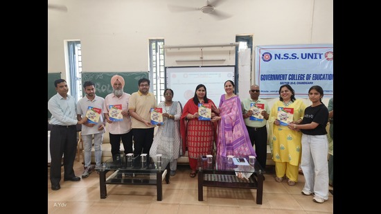 More than 85 students were felicitated during the annual prize distribution function held at Government College of Education, Sector 20, Chandigarh. (HT Photo) More than 85 students were felicitated during the annual prize distribution function held at Government College of Education, Sector 20, Chandigarh. (HT Photo)