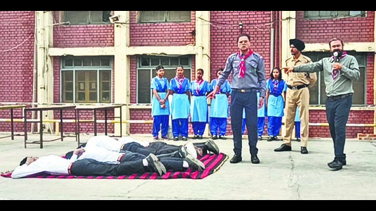 Students during mock drill at Government Senior Secondary (Multipurpose) School in Ludhiana on Wednesday (HT Photo) Students during mock drill at Government Senior Secondary (Multipurpose) School in Ludhiana on Wednesday (HT Photo)