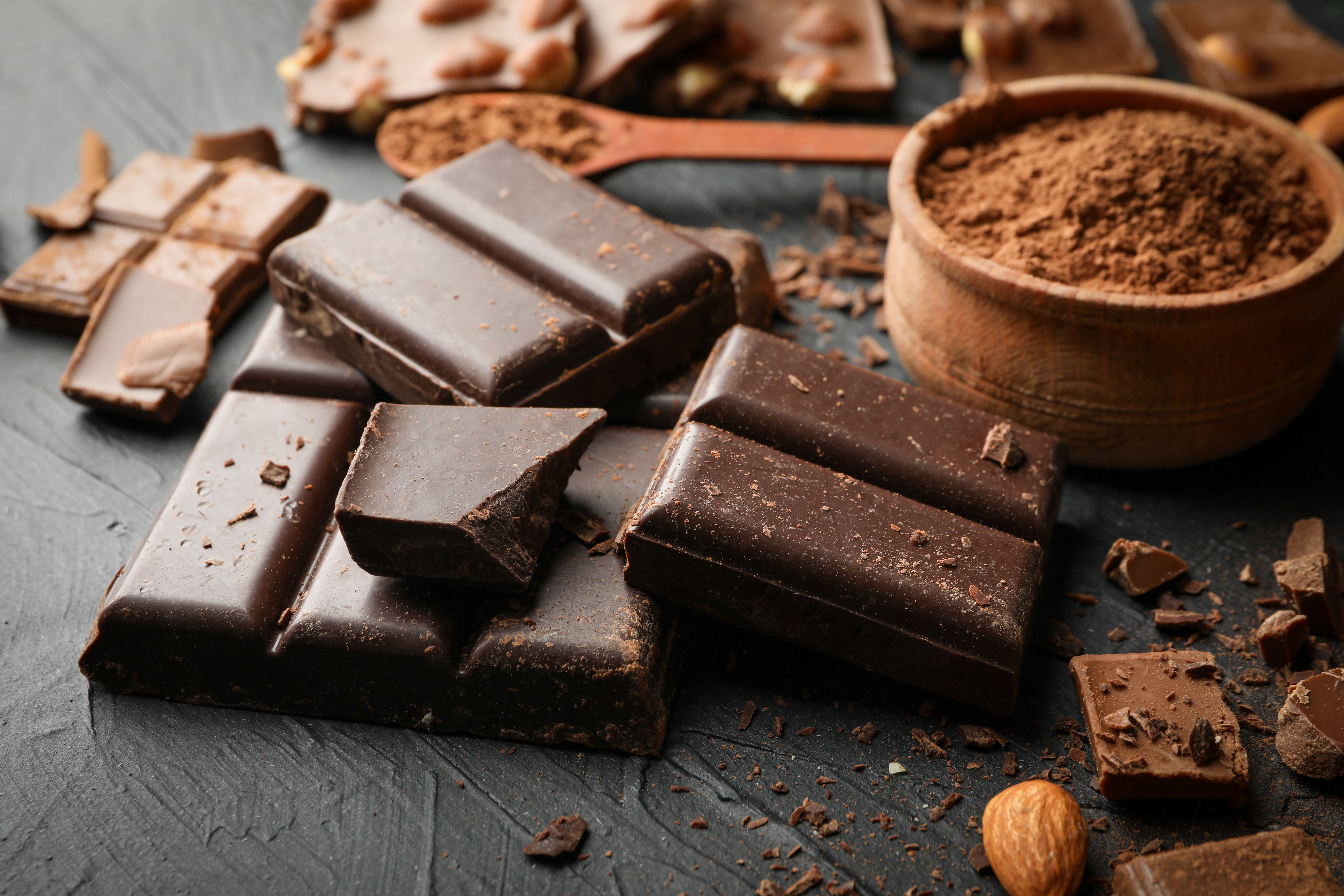 Dark chocolate(Adobe Stock) Dark chocolate(Adobe Stock)